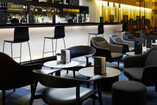 Foto: Mads Armgaard/ Graae/ Armgaard & Bangsbo Photography Scandic Aarhus City, bar